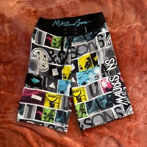 Maui and Sons Vibrant Graphic Athletic Shorts Boys SIZE 10